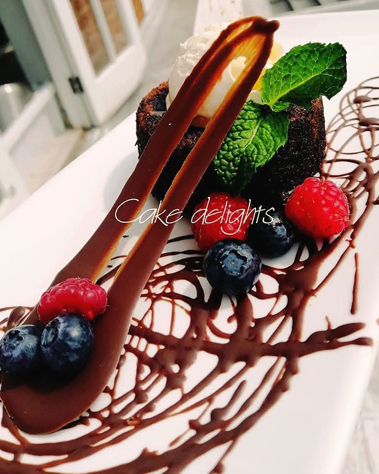 Plated chocolate fondant